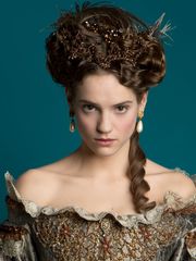 Noemie Schmidt nude .